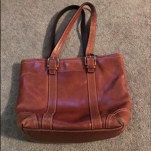Beautiful LEATHER COACH BAG